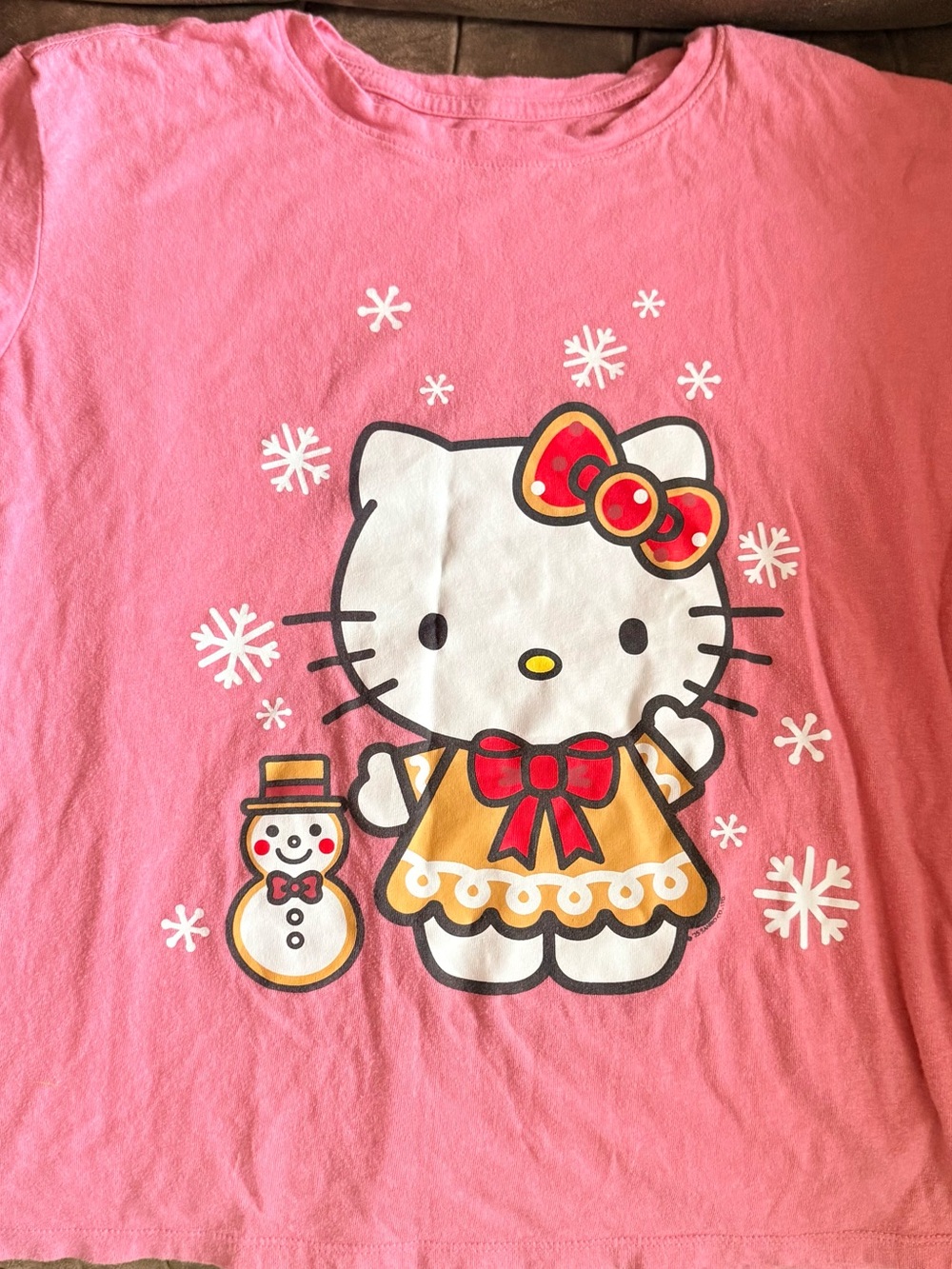 Old Navy Hello Kitty Pink Winter Scene Kids XL Tee